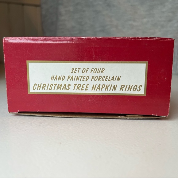 Porcelain Hand Painted CHRISTMAS TREE Napkin Rings by World Bazaars Set Of 4 - Picture 6 of 7